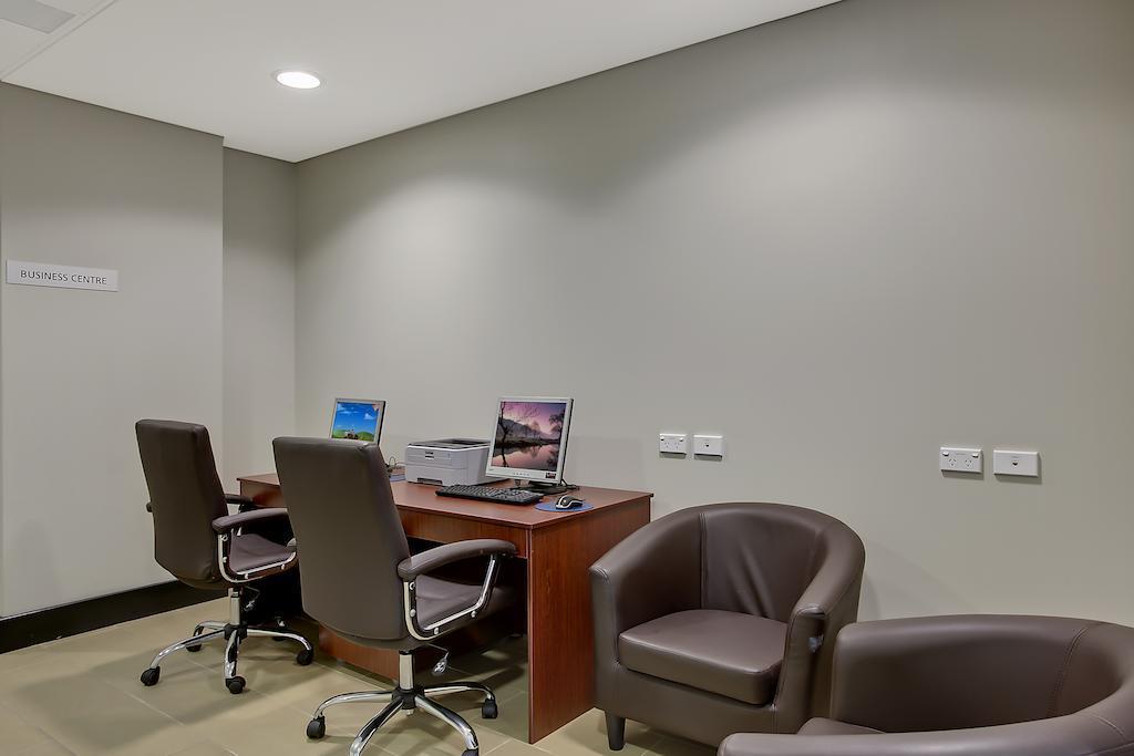 Quality Suites Pioneer Sands Wollongong Exterior foto