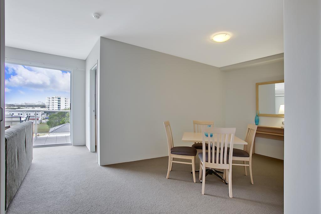 Quality Suites Pioneer Sands Wollongong Exterior foto
