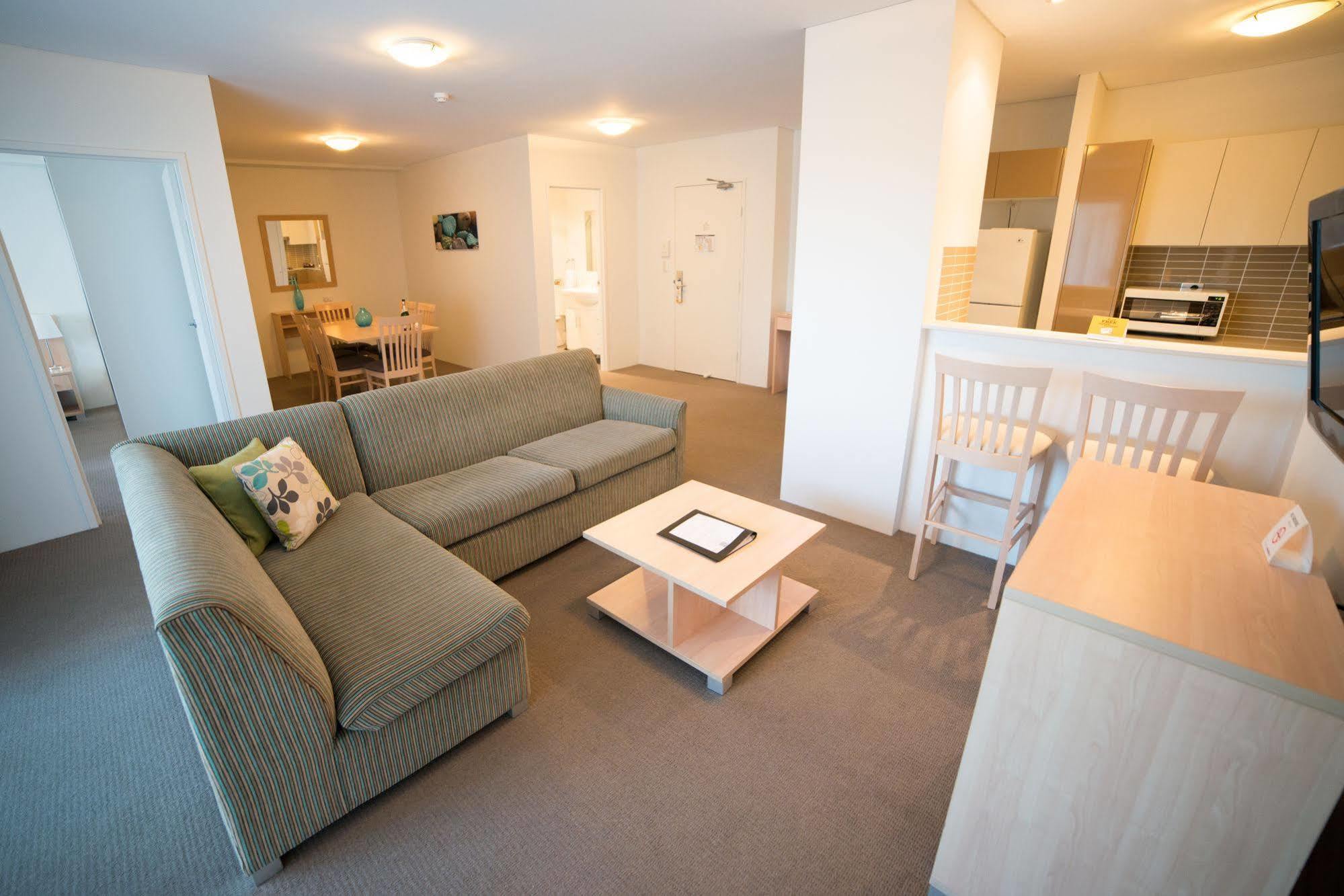 Quality Suites Pioneer Sands Wollongong Exterior foto