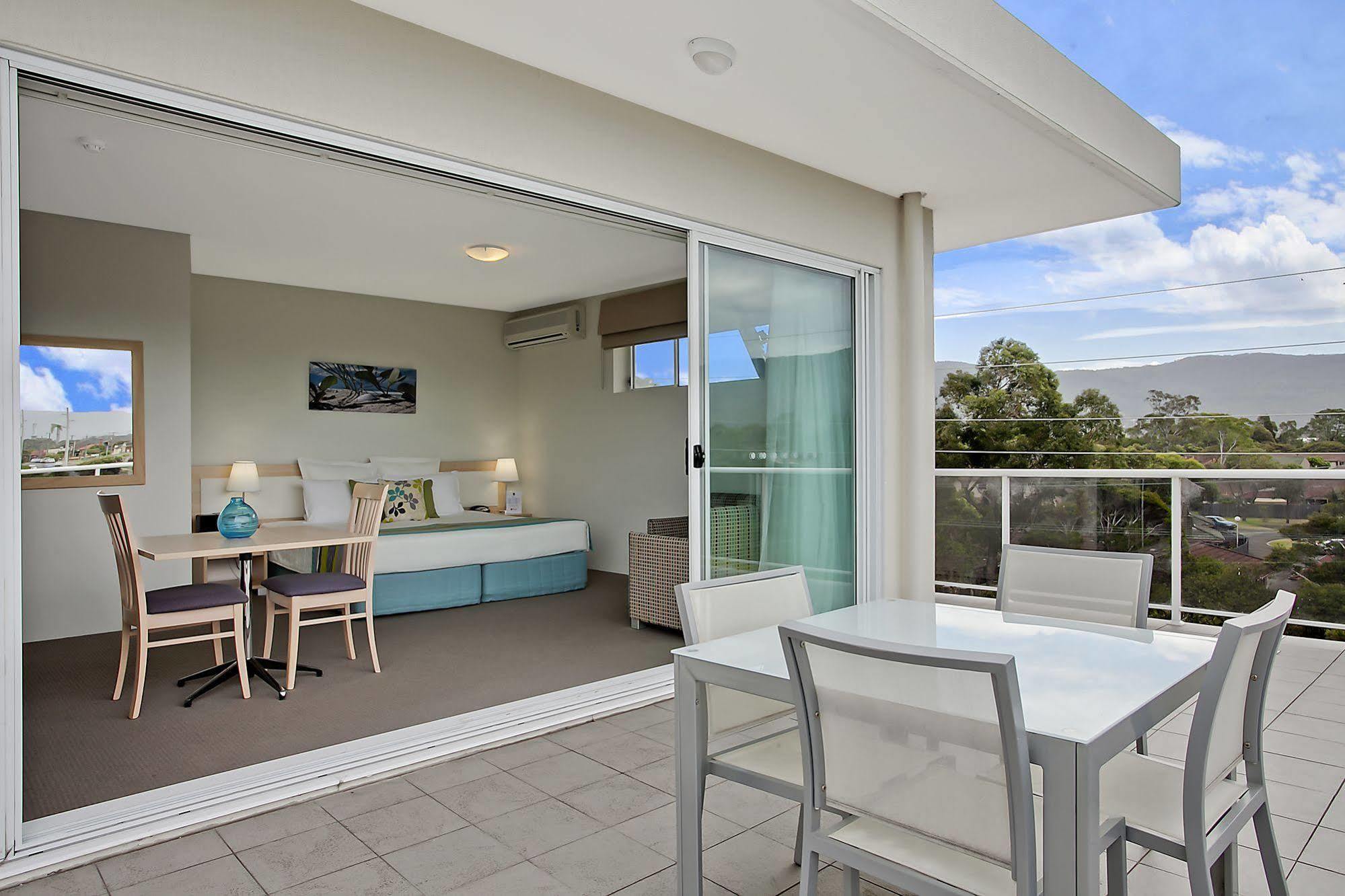 Quality Suites Pioneer Sands Wollongong Exterior foto