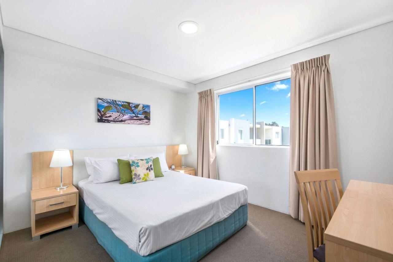 Quality Suites Pioneer Sands Wollongong Habitación foto